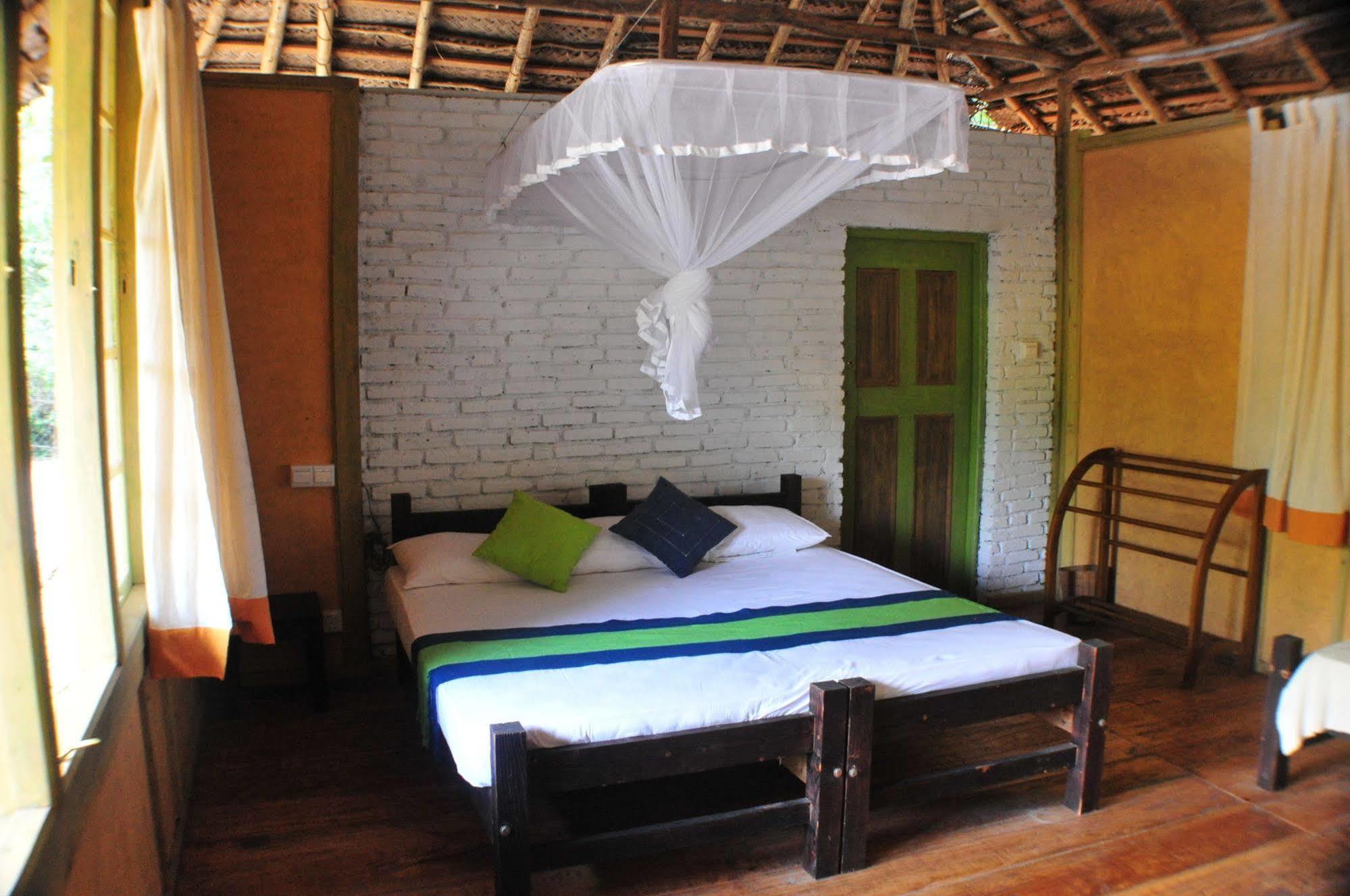Back Of Beyond - Wild Haven Sigiriya Exterior foto